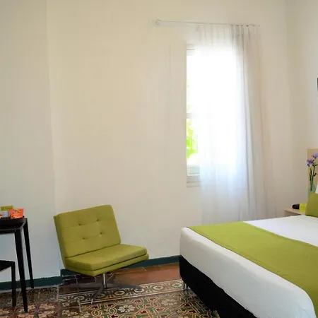 Balcones De Alheli 4*